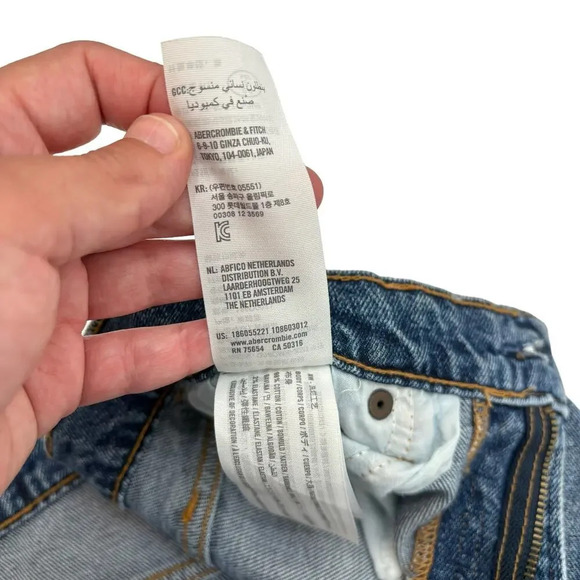 Abercrombie and Fitch Curve Love Jeans Ultra High Rise Ankle Straight Size 28 6R - Picture 11 of 12